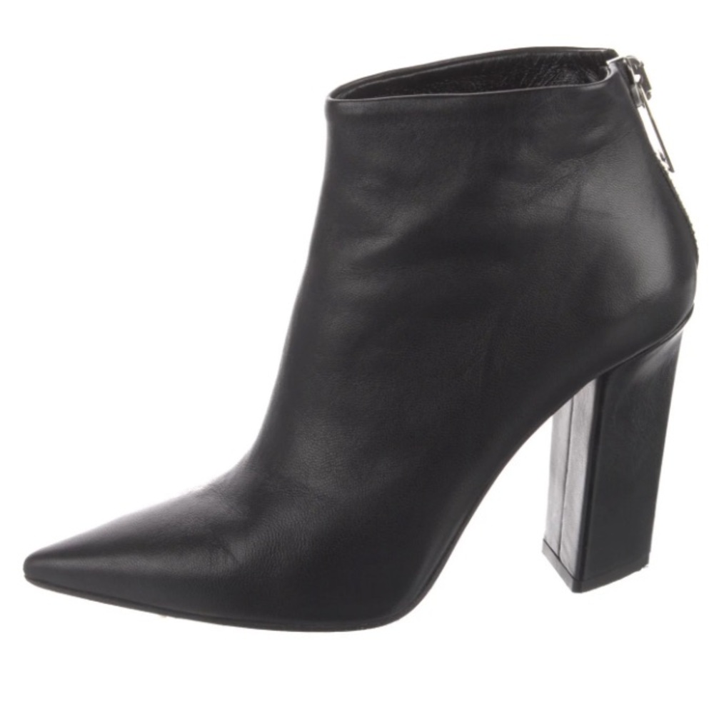 Like new Tamara Mellon “Moto” black ankle bootie
